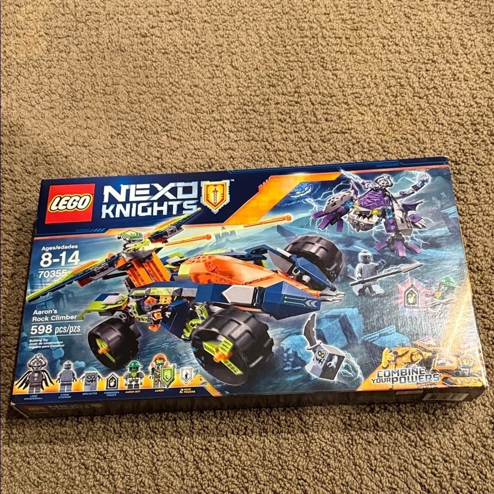 Lego nexo knights set 70355 Aaron’s rock climber 598 pieces new in sealed box